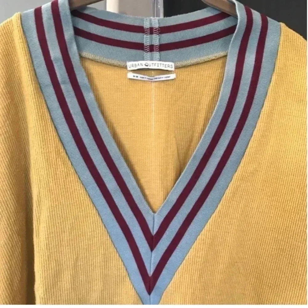 Urban Outfitters Bobby Boyfriend Varsity Sweater Gold Waffle Thermal Size XS - Picture 4 of 6